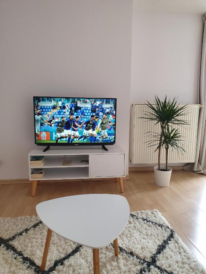 Blue Chili 07 - Lage, Modern, Naehe Hbf, Wifi Apartment Magdeburg